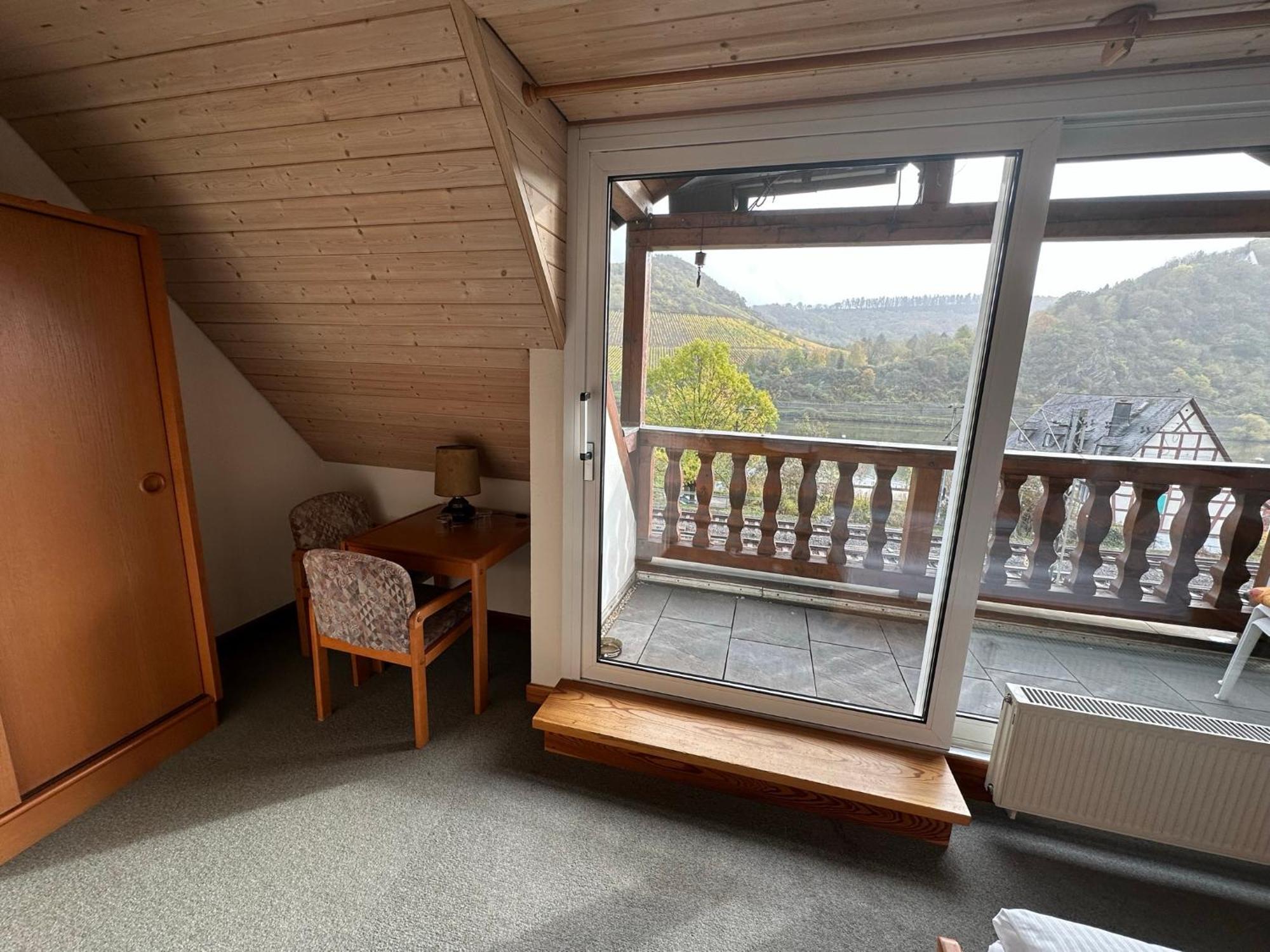 Mike'S Mosel Lodge Treis-Karden Exteriör bild